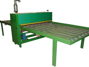 Máquina de corte e vinco tipo plana - Rotomaq